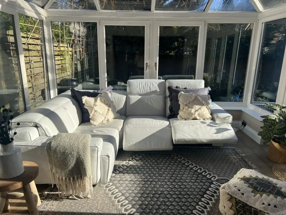 Natuzzi Cream Electric Corner Recliner