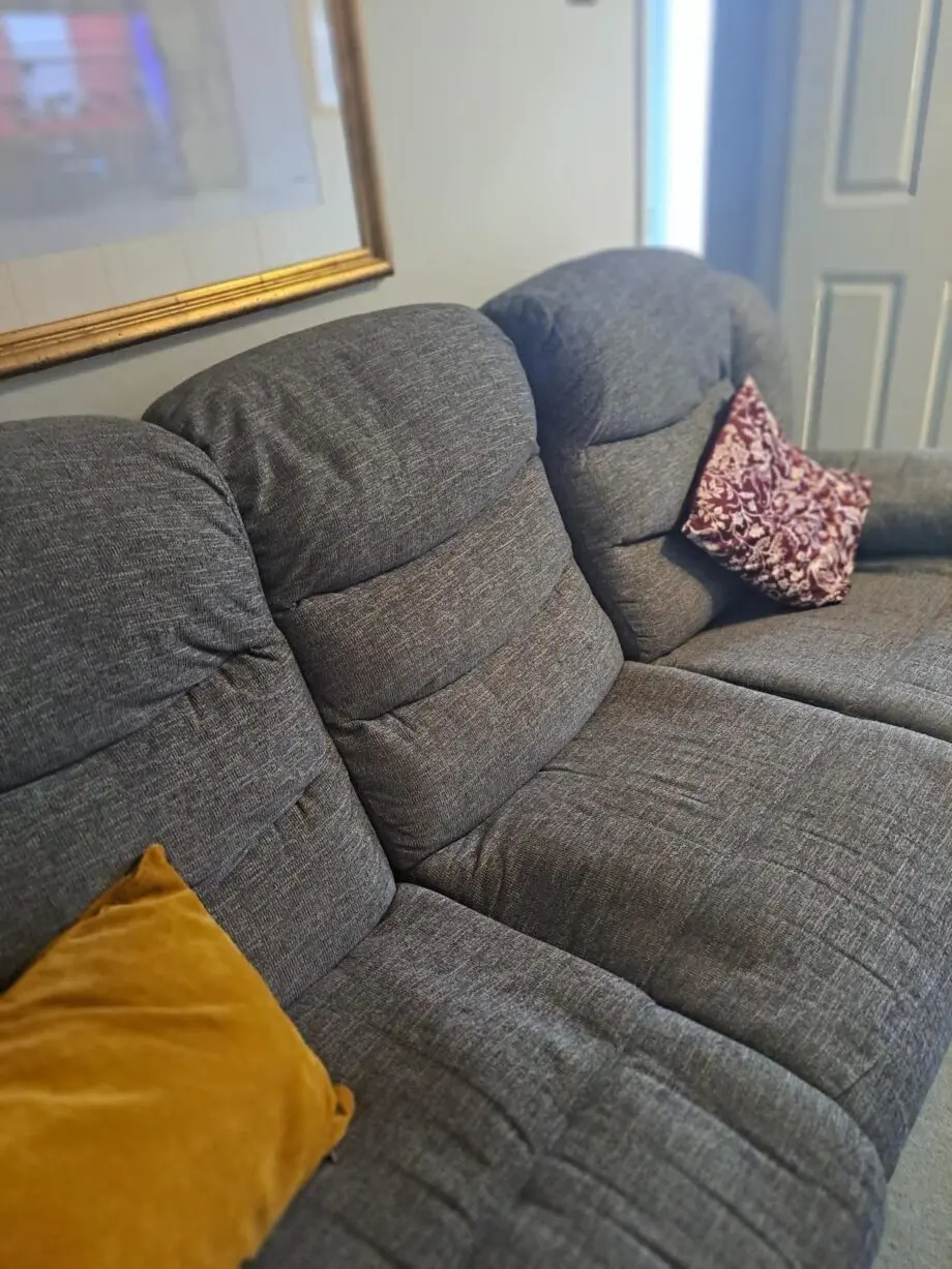 3 seater sofa and 2 seater electric recliner sofas