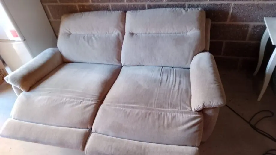 3 Seater Power Reclining sofa RRP £1383.00