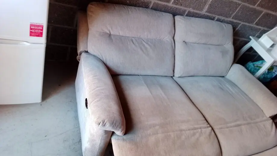 3 Seater Power Reclining sofa RRP £1383.00