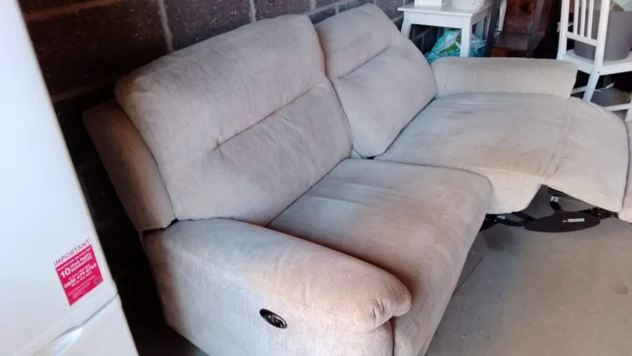 3 Seater Power Reclining sofa RRP £1383.00