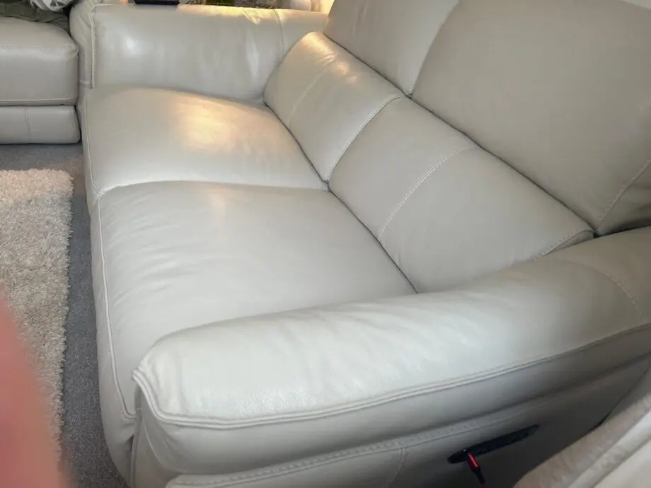 DFS Ivory 2 & 3 Seater Power Recliners