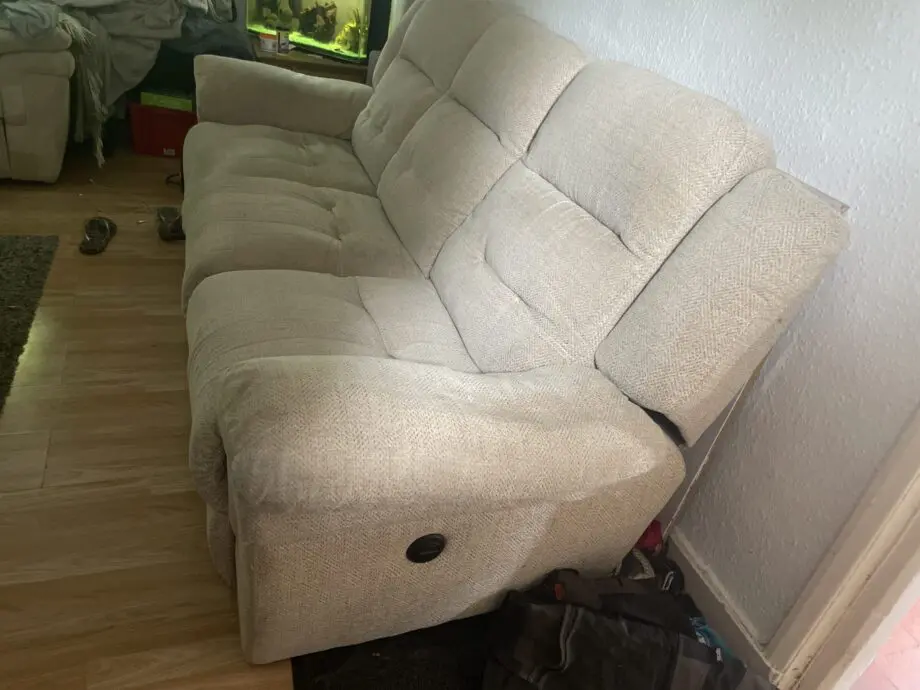 Lazy boy recycliner sofa 3 seater and 2 seater