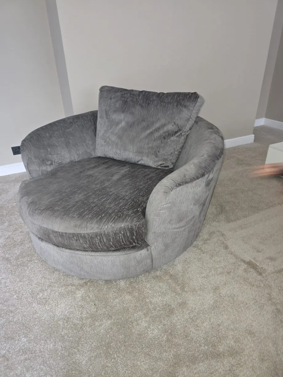 Grey 2 seater cuddle chair