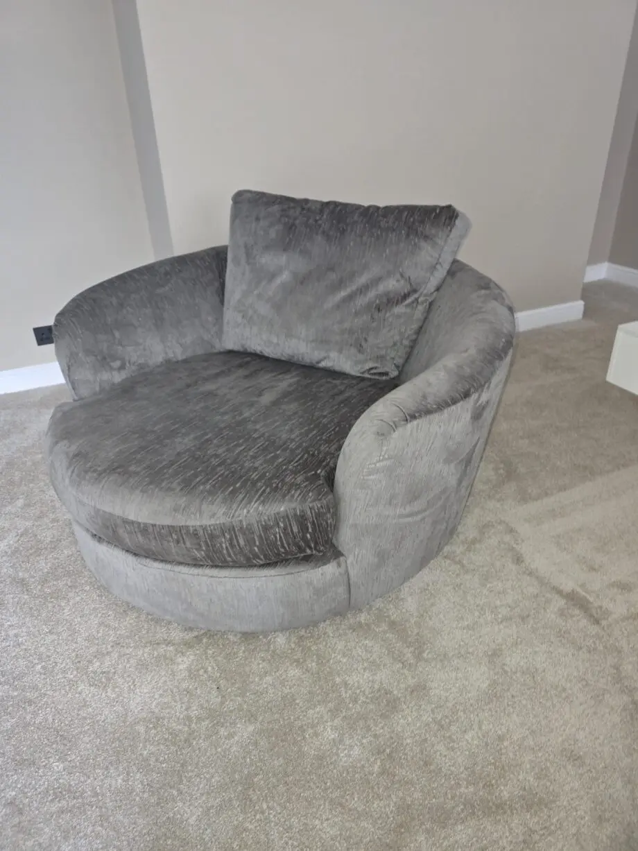 Grey 2 seater cuddle chair