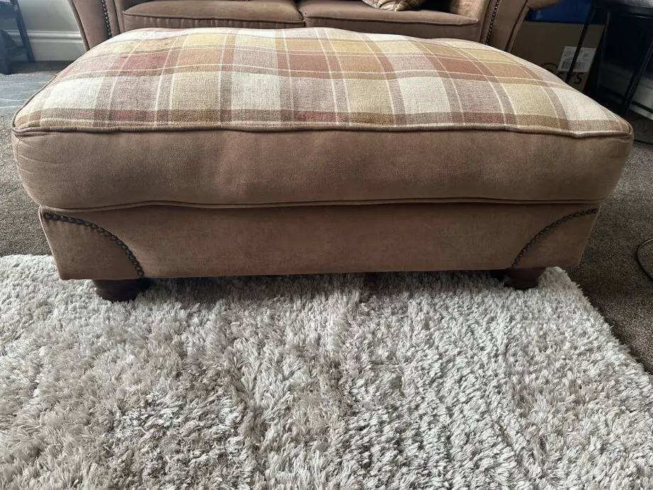 Beautiful SCS country heritage sofa with matching foot stool