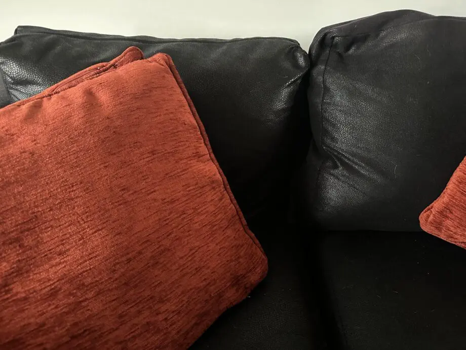 Sofa Black 2seats