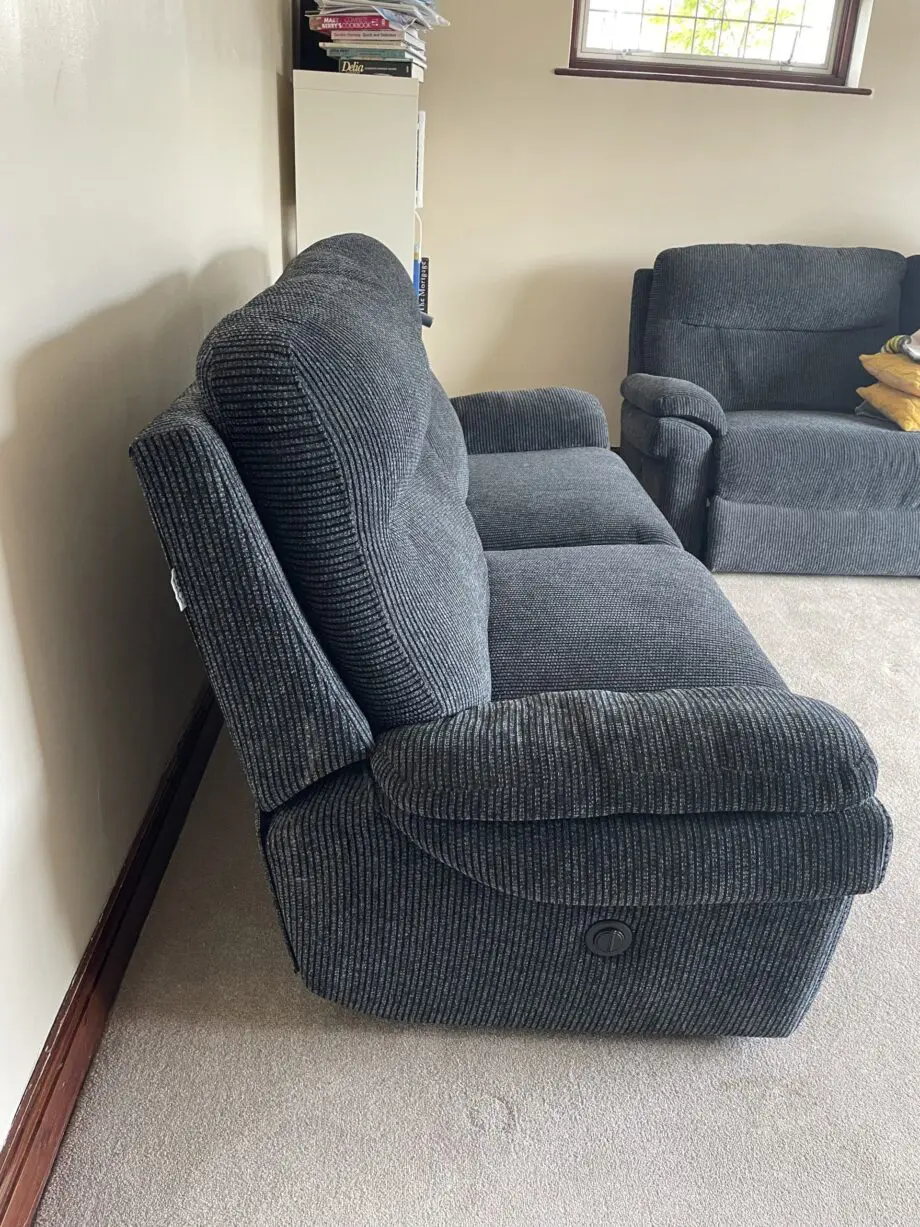 La-Z-Boy Tamla Black Power Recliner 3 Seater sofa