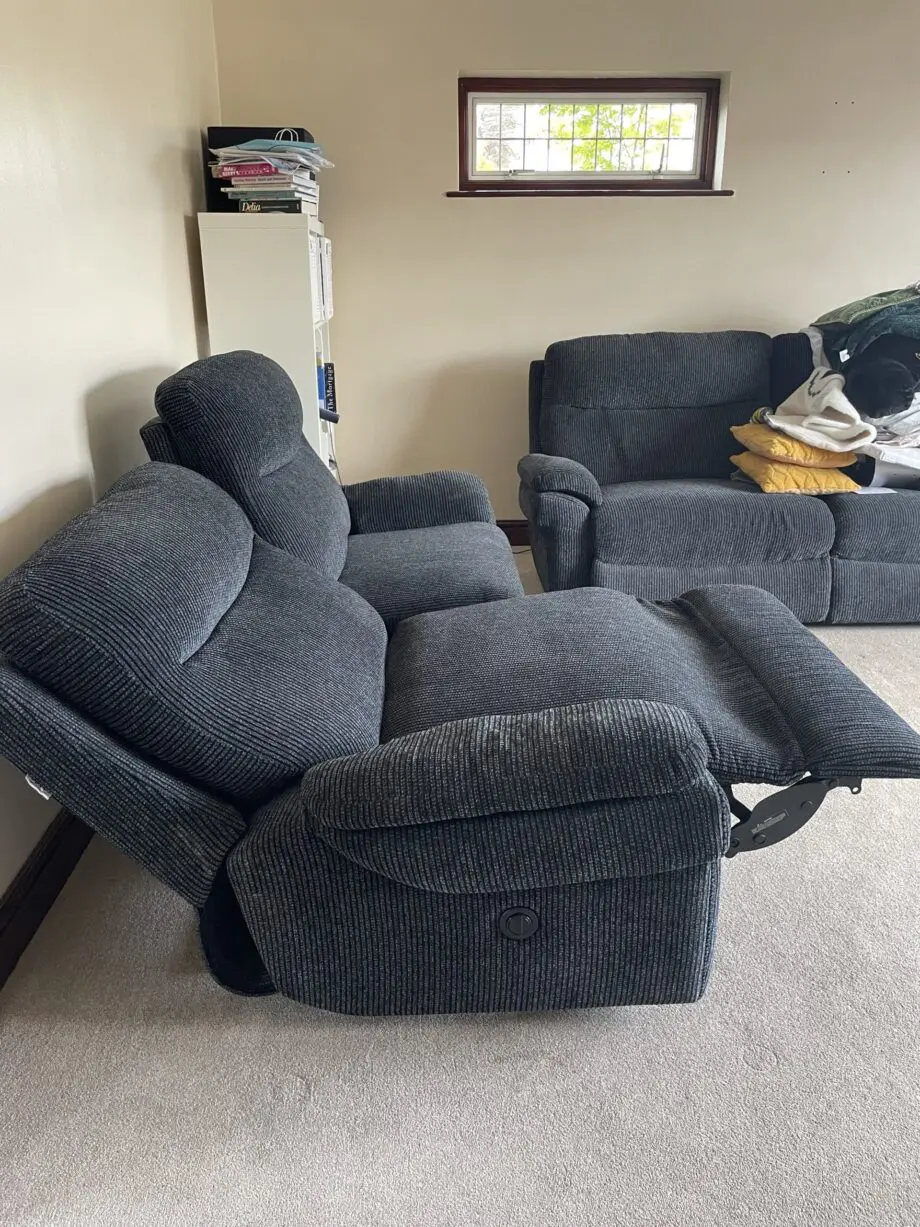 La-Z-Boy Tamla Black Power Recliner 3 Seater sofa