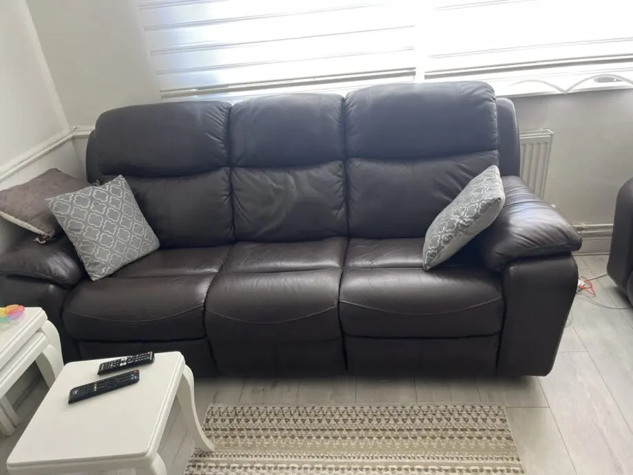 Brown leather reclining sofas