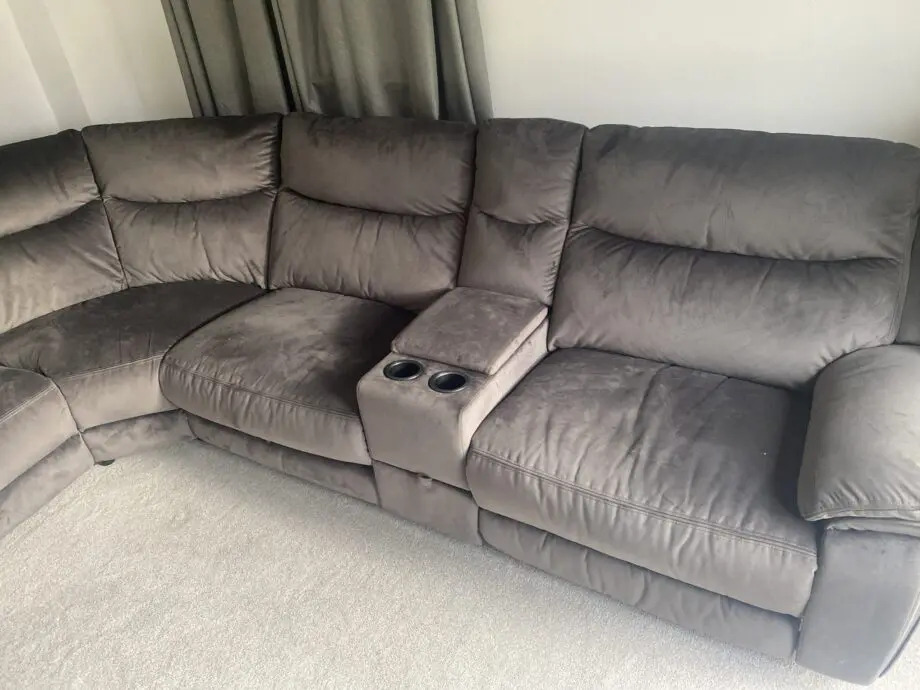 Lakeland Express,brown/grey…5 seat corner side with two Electric recliner