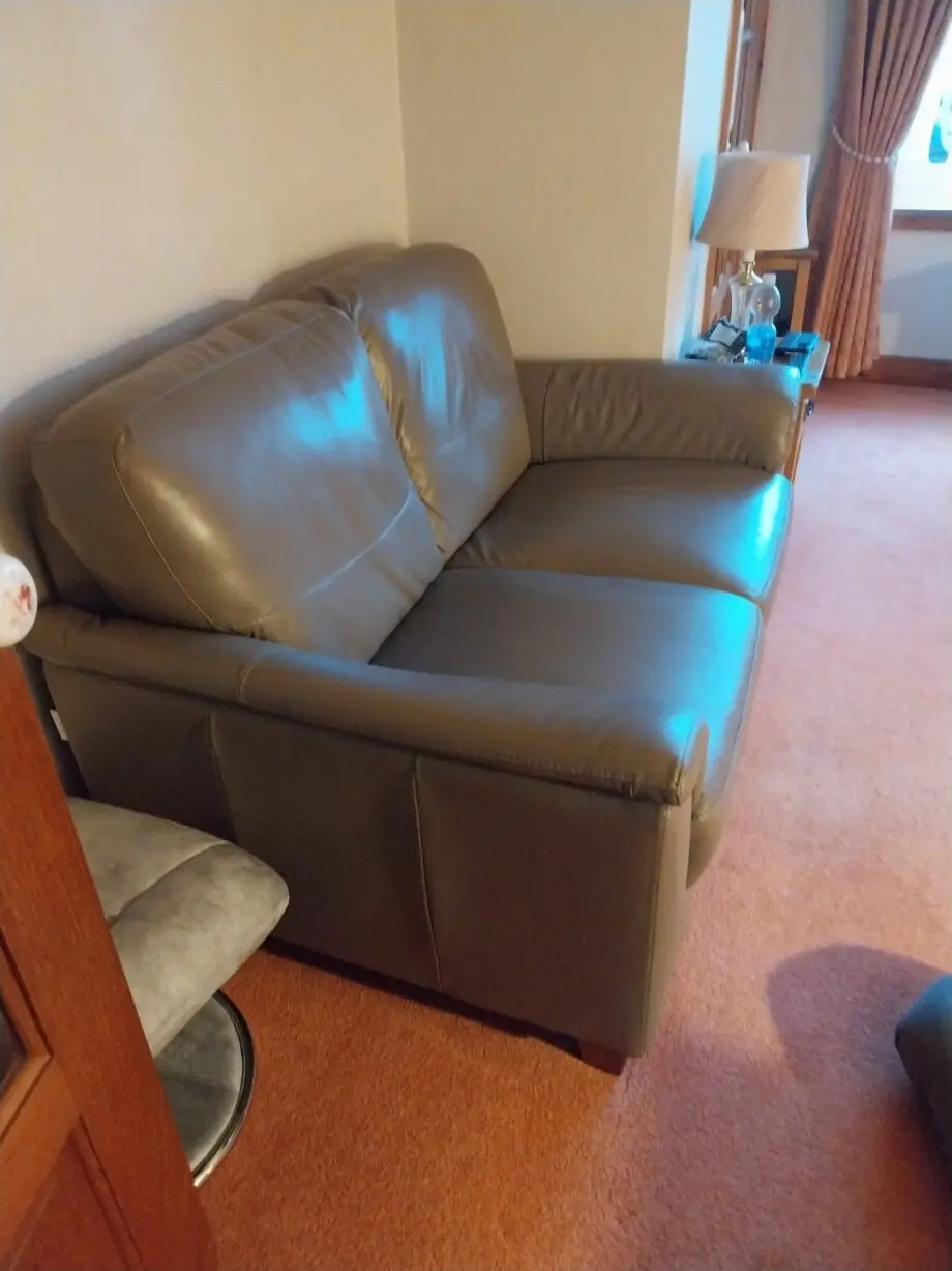 colour mocha leather