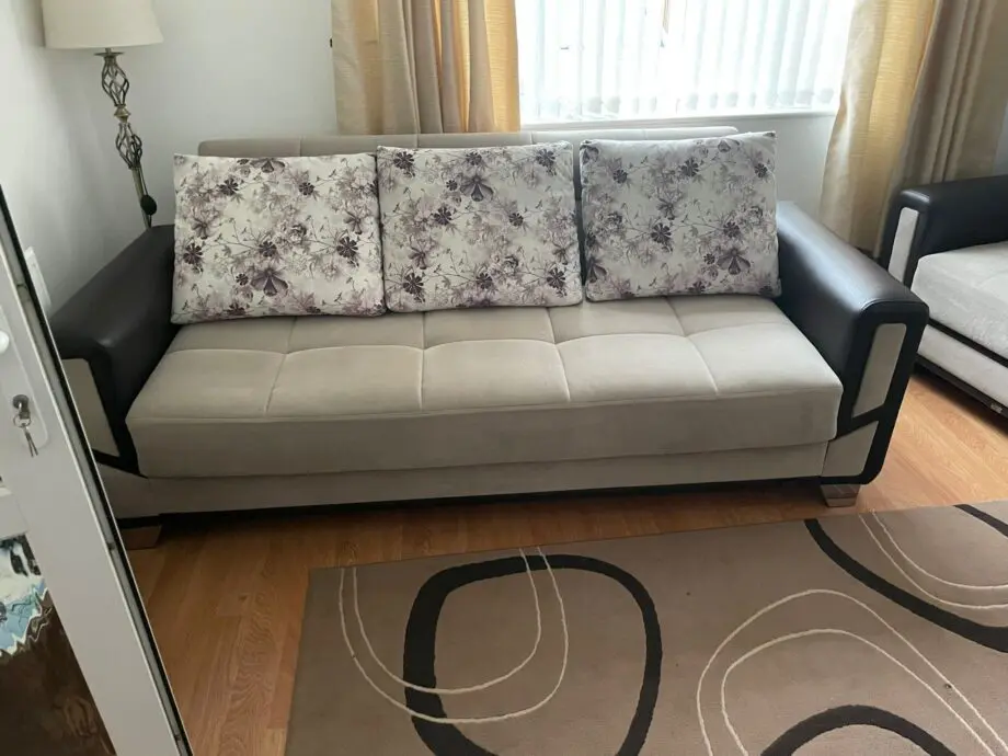 Three piece sofa brand kilim