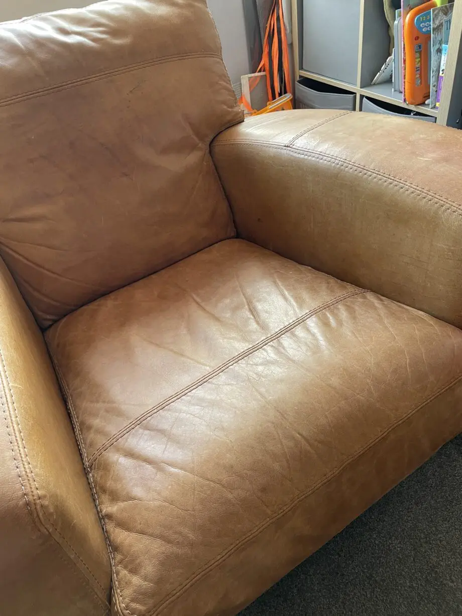 TAN LEATHER SOFA SET SCS