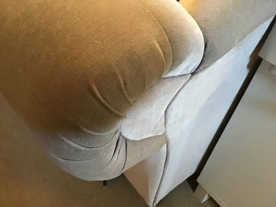 Sofology 2 x 3 seater Chesterfield sofa’s