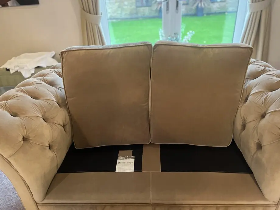BEAUTIFUL 2 SEATER FABRIC CHESTERFIELD BEIGE