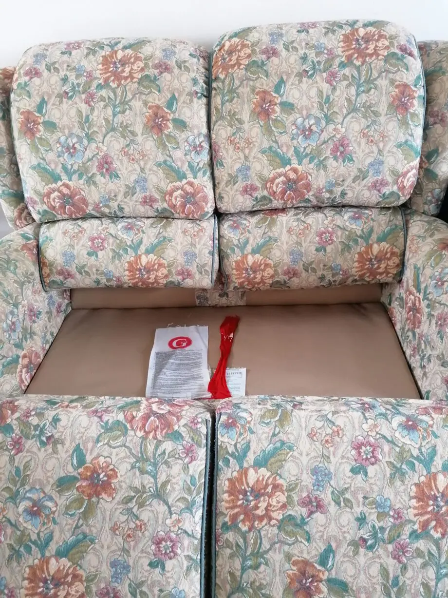 G plan 2 seat sofa