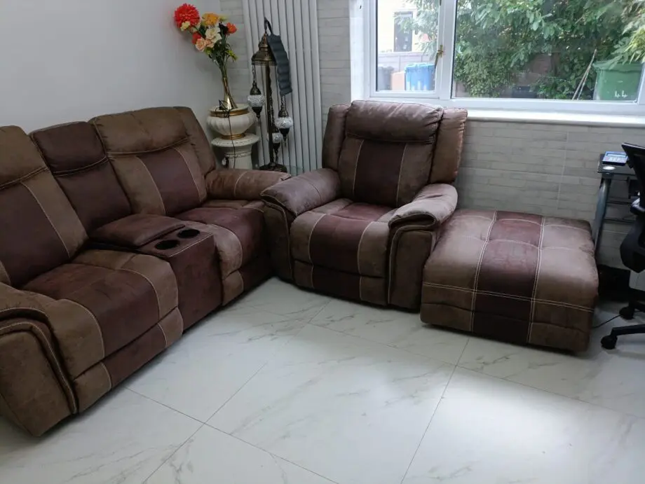 Barkley recliner sofas ,smoke free home