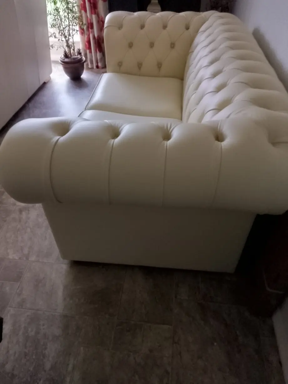 Cream Leather Designer sofa4u chesterfield sofa + chair+ footstool