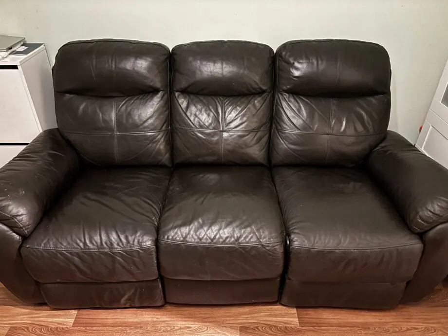 Dark brown 2 piece recliner sofa suite