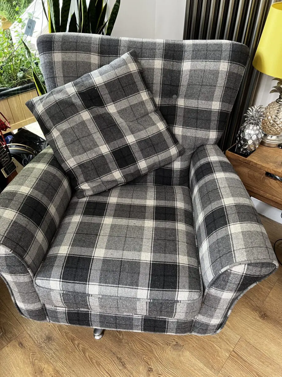 British made Alstons Camden suite of 5 pieces