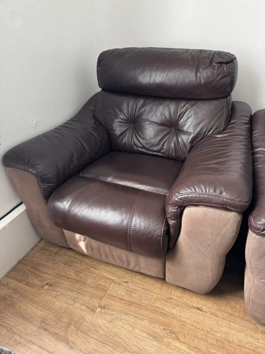 Dfs Brand Power Recliner Leather Sofa