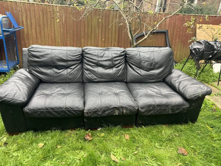 3 seater dfs leather sofa