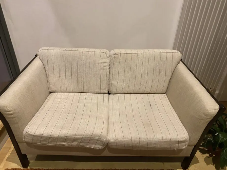 Vintage 2-seater sofa in off-white upholstery