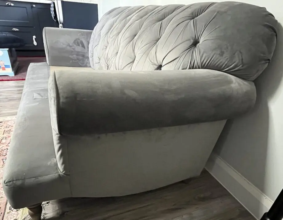 Mia Three seaters chesterfield sofa