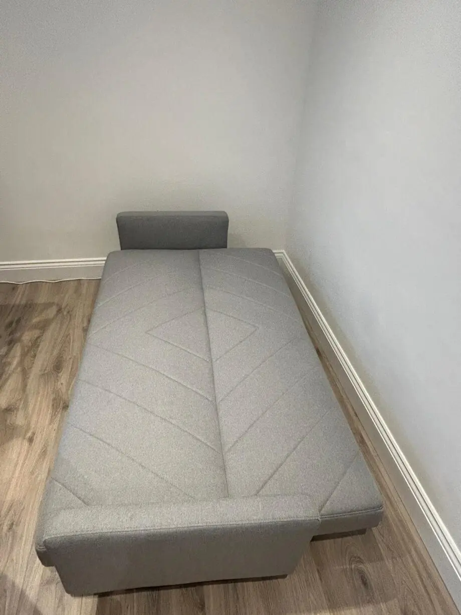 Home Detail (Amazon) - 3 Seater Sofa Bed Fabric Chevron Design Wooden Leg Frame Sofabed Clic-Clac (Light Grey)