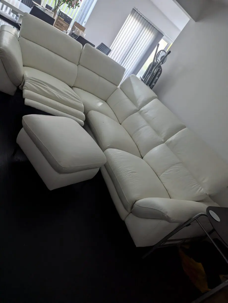 Sofa Village white leather sofa