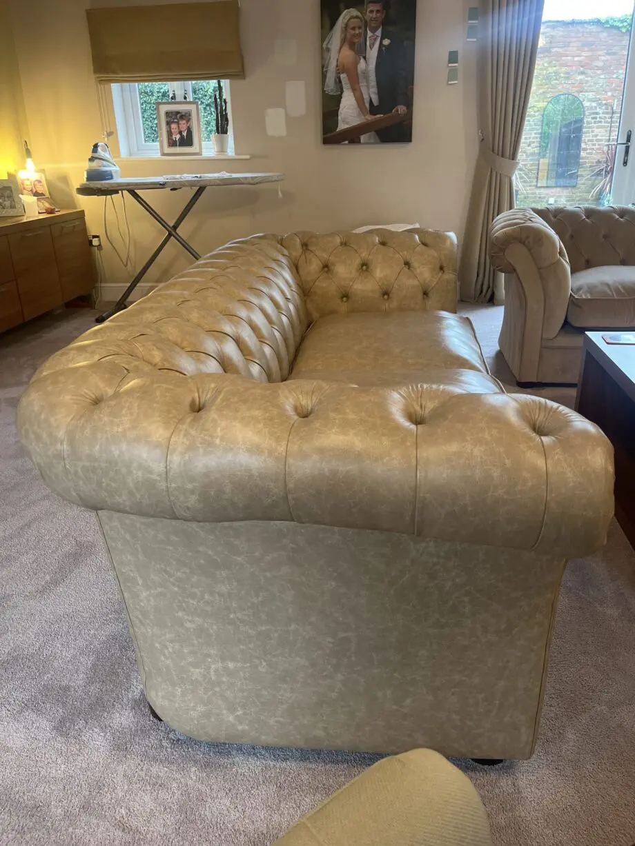 IMMACULATE, LEATHER, CHESTERFIELD, 3 SEATER, BEIGE