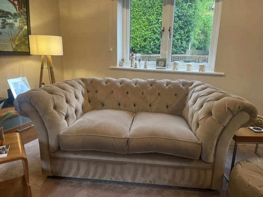BEAUTIFUL 2 SEATER FABRIC CHESTERFIELD BEIGE