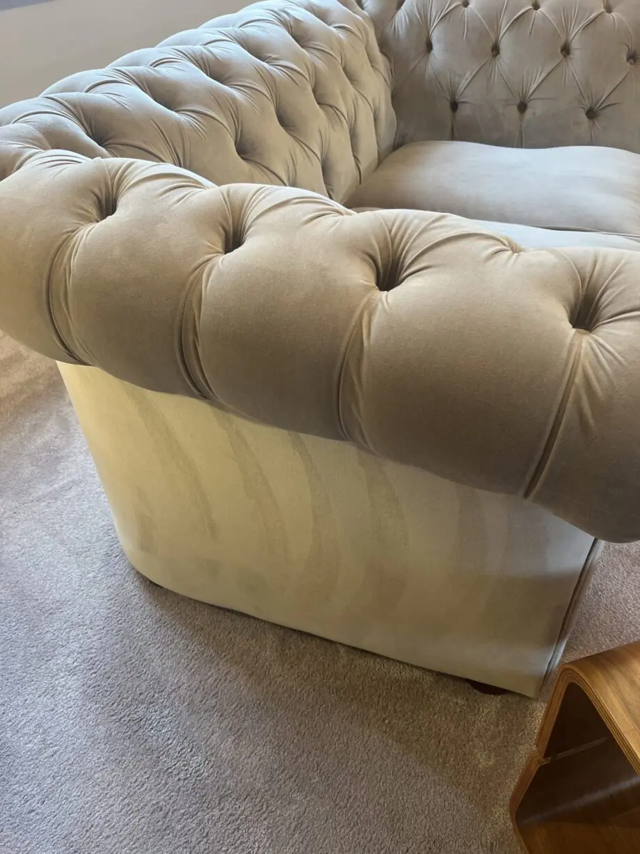 BEAUTIFUL 2 SEATER FABRIC CHESTERFIELD BEIGE