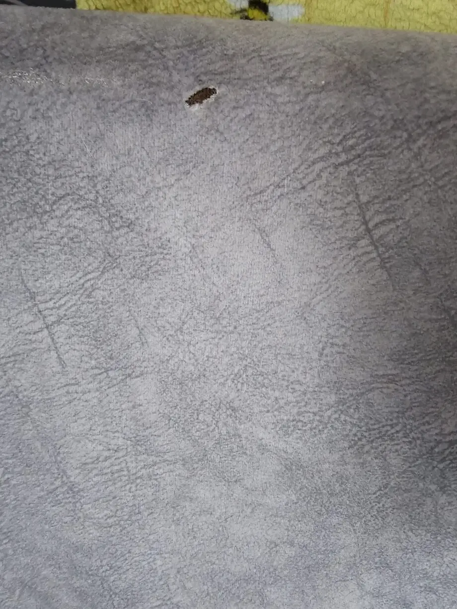 Roght hand corner sofa large double corner bit deep seats amd large snuggle chair. Colour is oatmeal sofa and gray chair