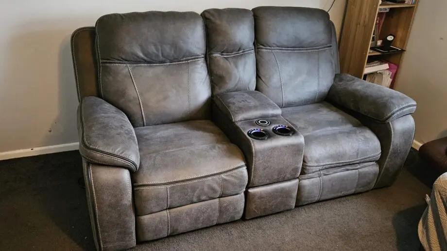 Vinson 2 seater smart power recliner - EIG 001 colour is graphite.