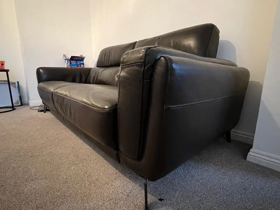 TYPE: 3-seater fixed leather, COLOUR: teak (dark brown), BRAND: San Antonio