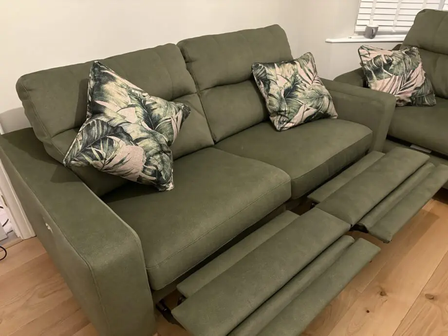 Paradiso 2 seater green electric power recliner sofa