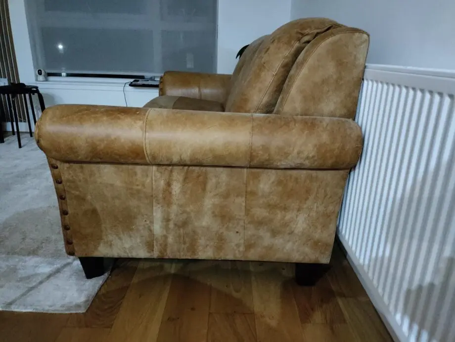 Vintage-Style Leather Sofa with Natural Distressed Finish