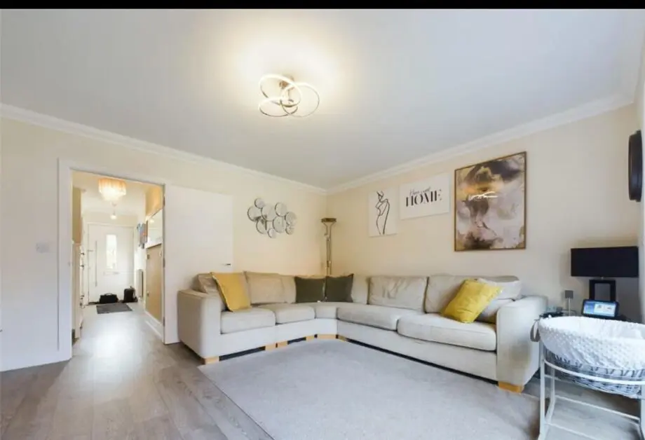 Spacious L-Shaped Beige Sofa - Comfortable and Stylish