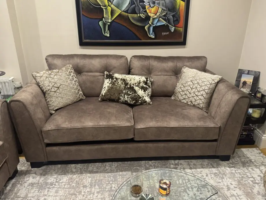 Brand new sofas 2x3 seaters and 1 large single seater