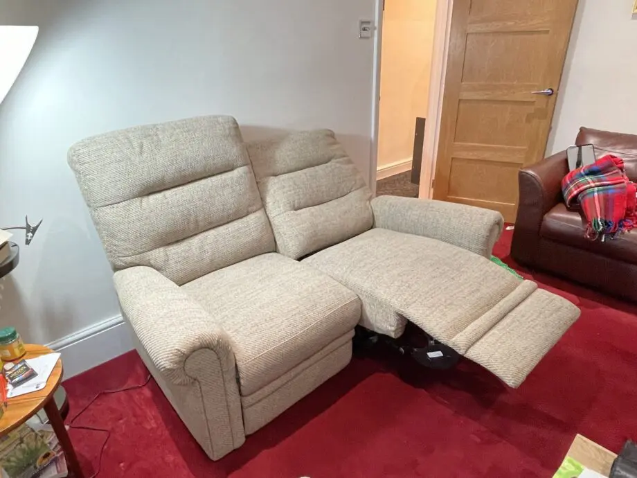 Electrical reclining sofa