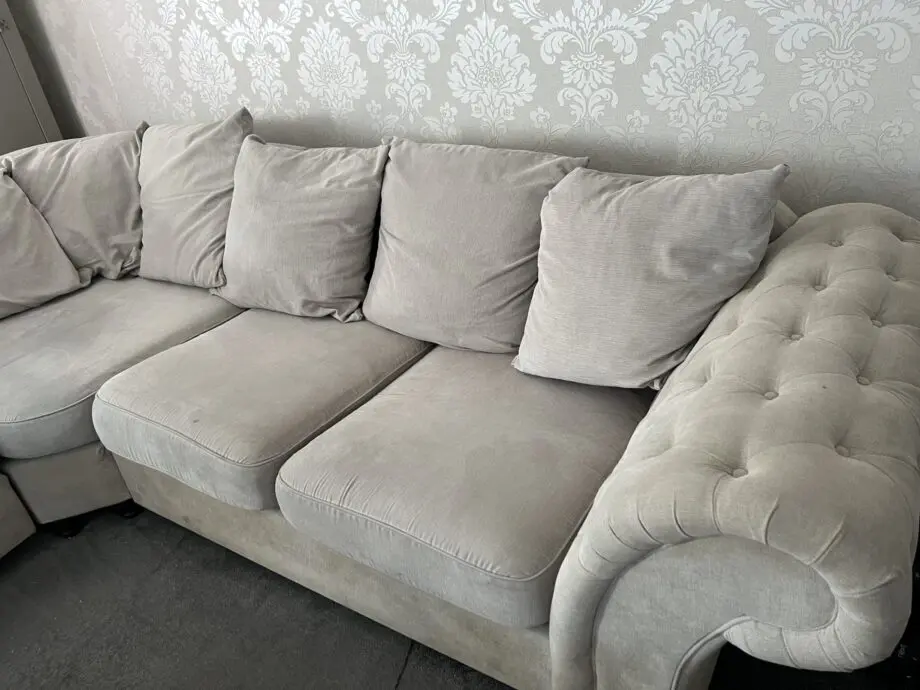5 seater cream/beige chesterfield double corner sofa