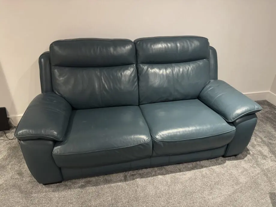 WORLD OF LEATHER 3 SEATER AND CHAIR IN HONEY YELLOW POWER RECLINER
