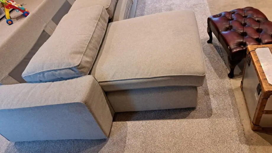 Ikea kivik 3-seat sofa with chaise longue, Tibbleby beige/grey