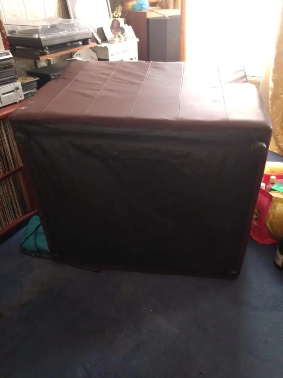 Brown Leather 3 seater and 1 seater sofas