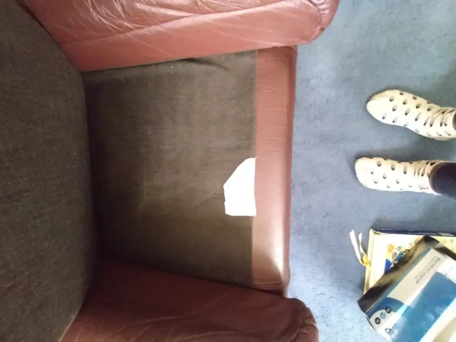Brown Leather 3 seater and 1 seater sofas