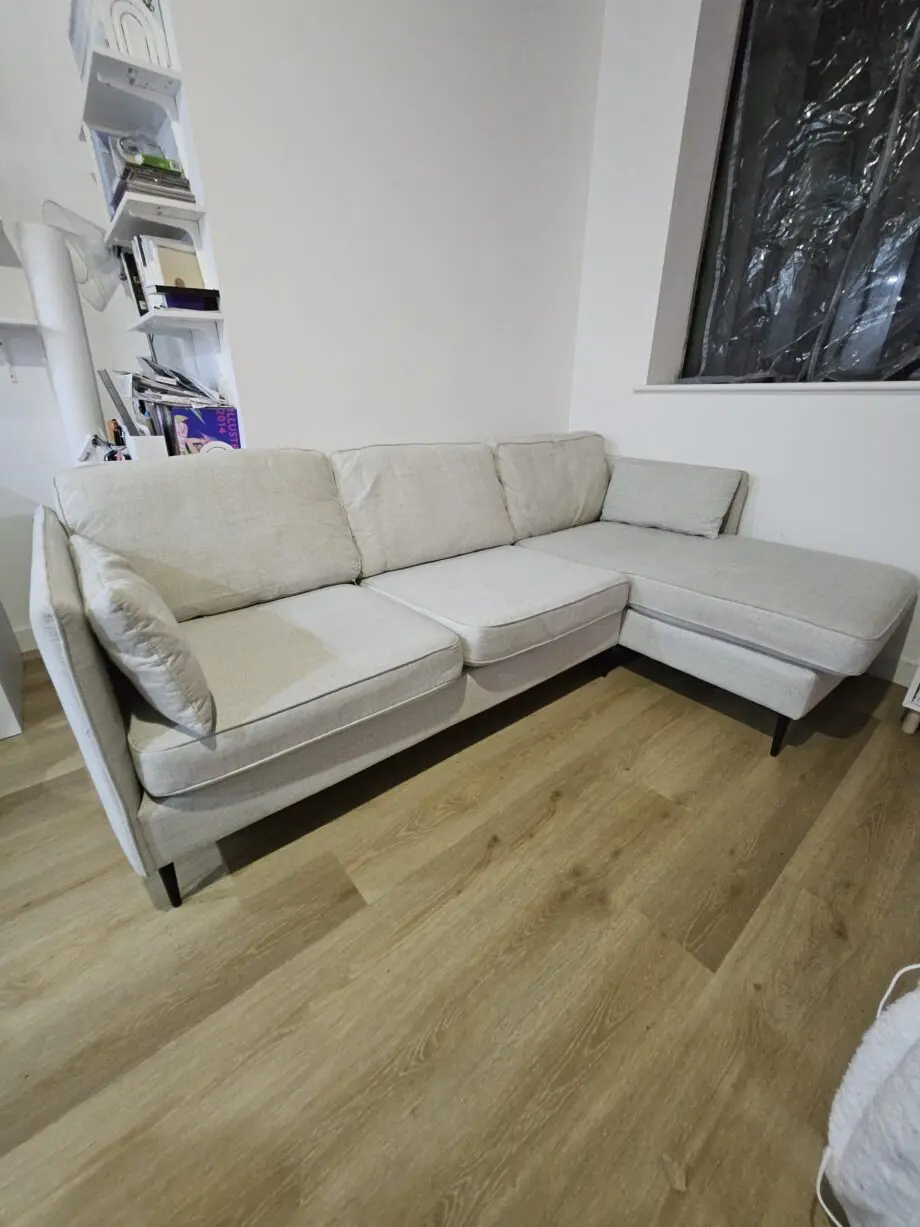 Tasna Right Hand Corner Sofa By SLF24