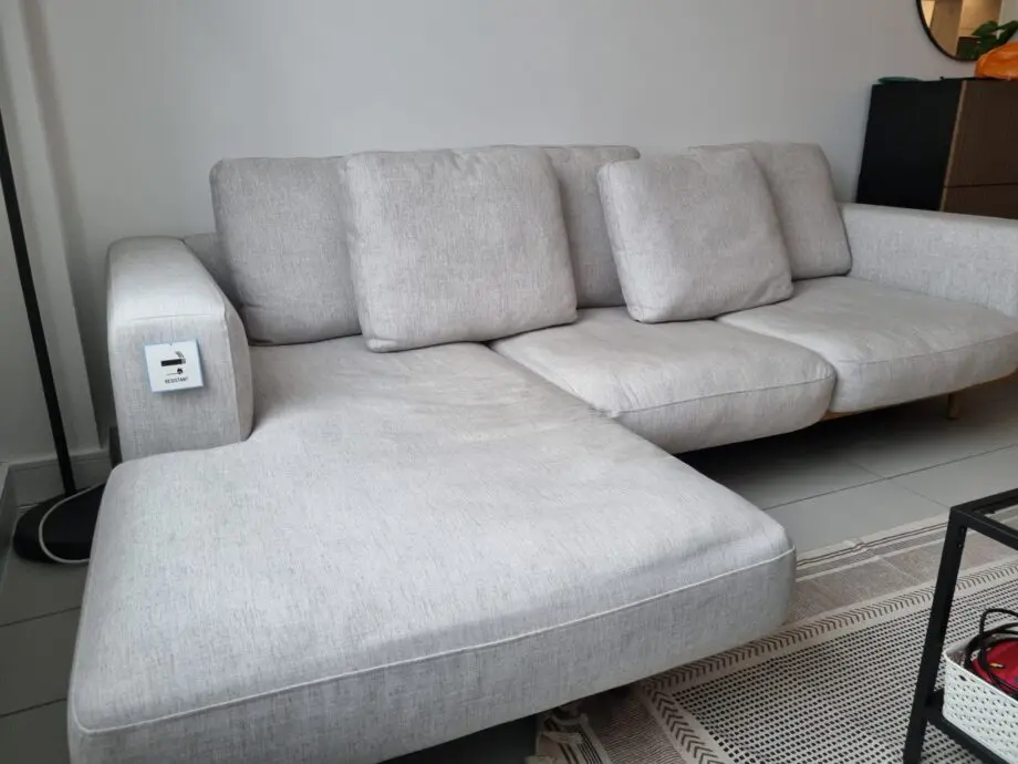Newport luxurious 2-piece Chaise sofa