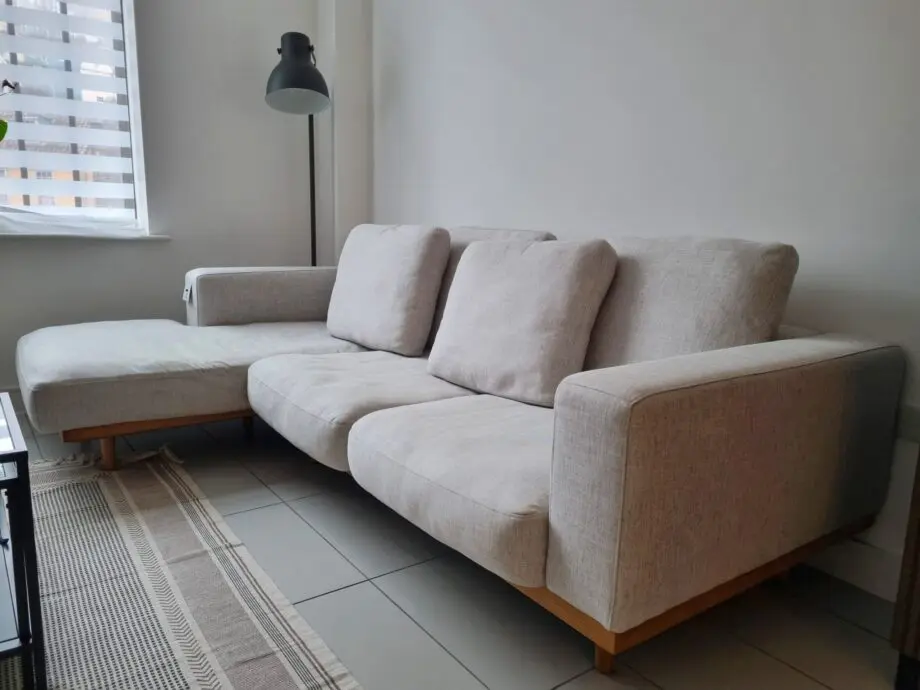 Newport luxurious 2-piece Chaise sofa